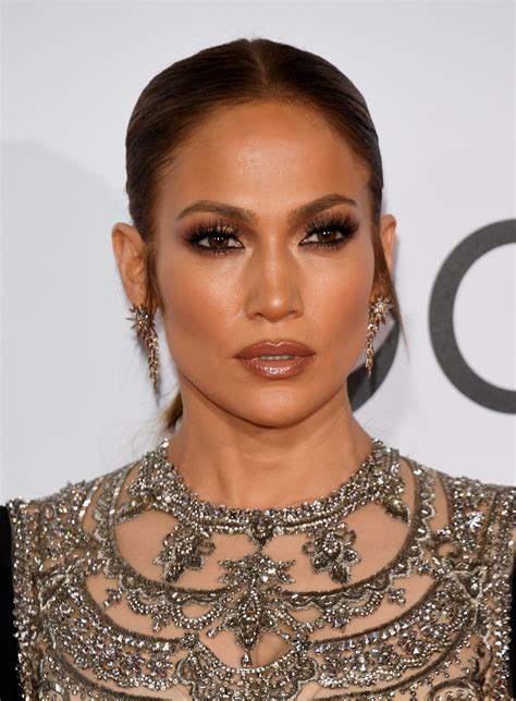 jennifer lopez makeup.